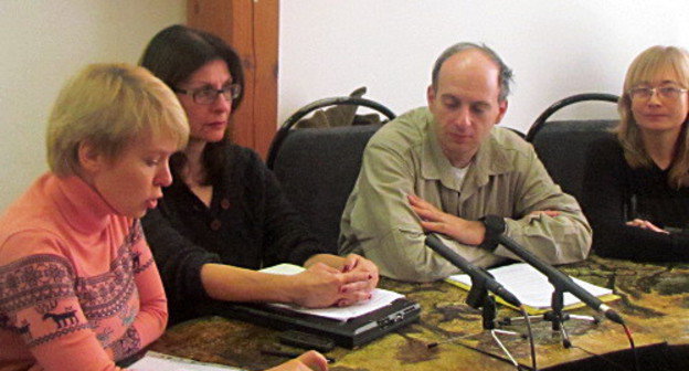 Press conference "Ecological situation in Sochi: consequences of Olympic construction and harassment of activists", Moscow, January 22, 2014. Photo by Semen Cha.