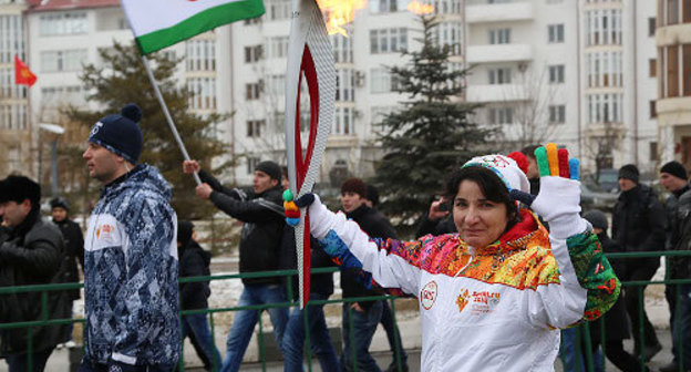 Olympic Torch Relay in Ingushetia. Magas, January 28, 2013. Photo by the press service of the head of the republic of Ingushetia, http://www.ingushetia.ru/