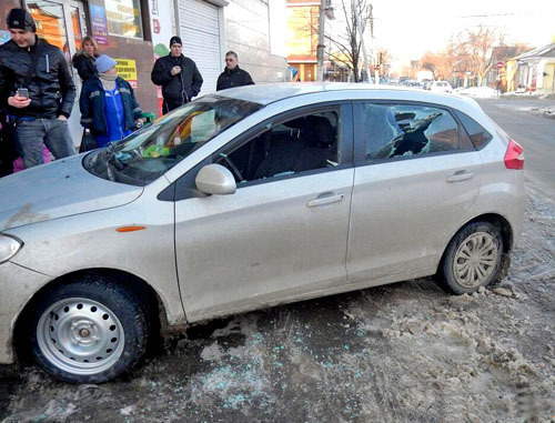 Smashed car of Igor Kharchenko, Krasnodar, February 4, 2014. Photo by EcoWatch