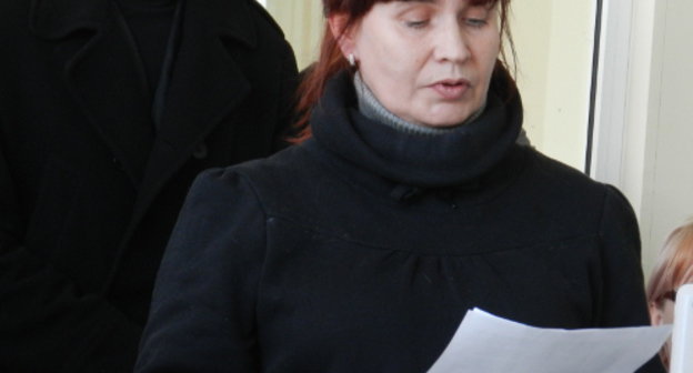 Elena Samoshina announces a hunger strike by parents of large families and of children with disabilities starting from February 5, 2014, Volgograd, February 3, 2014. Photo by Tatiana Filimonova for the ‘Caucasian Knot’. 