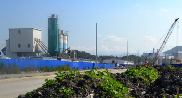 Construction of the Olympic objects in the place of the swamp in the Imereti Valley. Sochi, June 2013. Photo by Svetlana Kravchenko for the "Caucasian Knot"