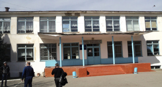 Secondary school in Nizhny Cherek village, Kabardino-Balkaria, Urvan District, March 16, 2014. Photo by Lyudmila Maratova for the ‘Caucasian Knot’.