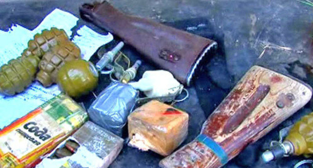 Weapons and ammunition found during special operation in the Gumbet District of Dagestan. March 17, 2014. Photo http://nac.gov.ru/