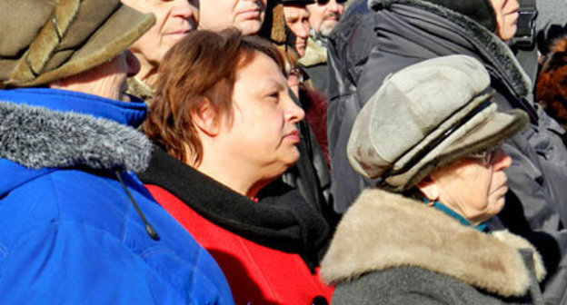 Participants of the rally demanding resignation of Sergey Bozhenov as Governor of the Volgograd Region. Volgograd, February 22, 2014. Photo by Tatiana Filimonova. 