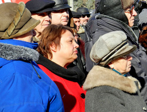 Participants of the rally demanding resignation of Sergey Bozhenov as Governor of the Volgograd Region. Volgograd, February 22, 2014. Photo by Tatiana Filimonova. 