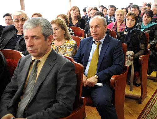 At the official presentation of Magomed Suleimanov as the new acting head (Mayor) of the Makhachkala administration to city activists, the Mayoralty staff and City Council Deputies. Makhachkala, April 7, 2014. Photo by the press service of the Makhachkala administration