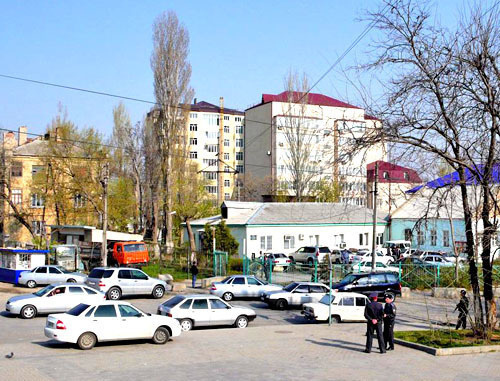 Makhachkala, Dagestan. Photo by Magomed Magomedov (Yusupov), http://www.odnoselchane.ru/