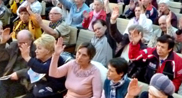 A meeting was held in the conference hall of the administration building of the Tsentralny District of Sochi and decided to launch a local branch of the organization "Children of War". April 10, 2014. Photo by Svetlana Kravchenko for the "Caucasian Knot"