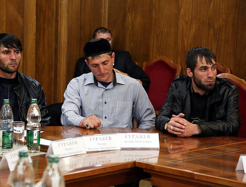 Relatives of Aliskhan Gurazhev at the meeting with the leader of Ingushetia Yunus-Bek Evkurov. Magas, April 11, 2014. Photo by press service of Ingushetia leadership, ingushetia.ru. 