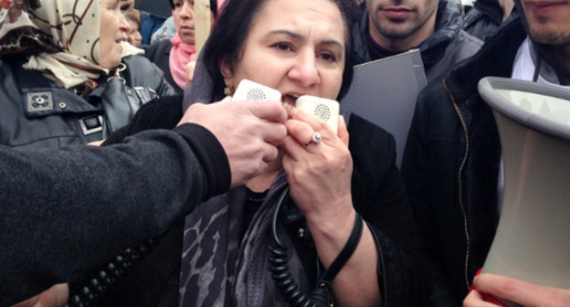 Meeting in support of Said Amirov. Makhachkala, APril 13, 2014. Photo by Patimat Makhmudova for the "Caucasian Knot" 