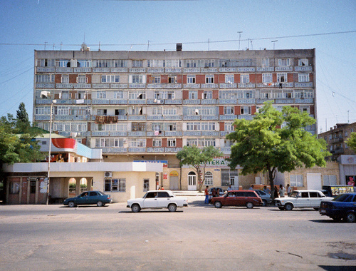 Street in Derbent. Photo: Bolshakov, http://commons.wikimedia.org/ Creative Commons Attribution 2.0 Generic