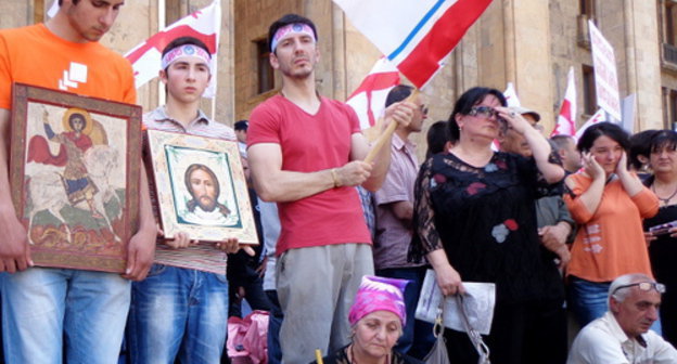 Protest action demanding to amend ante-discrimination law. Tbilisi, May 17, 2014. Photo by Inna Kukudzhanova for the ‘Caucasian Knot’. 