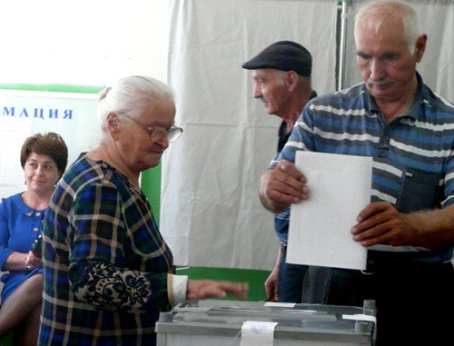 Voting to elect deputies of the Parliament of South Ossetia. Tskhinvali, June 8, 2014. Photo by Maria Kotaeva for the ‘Caucasian Knot’. 