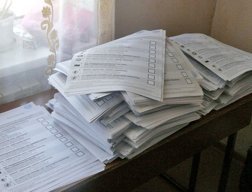 Ballot papers at the parliamentary elections in South Ossetia. Tskhinvali, June 8, 2014. Photo by Maria Kotaeva for the ‘Caucasian Knot’. 