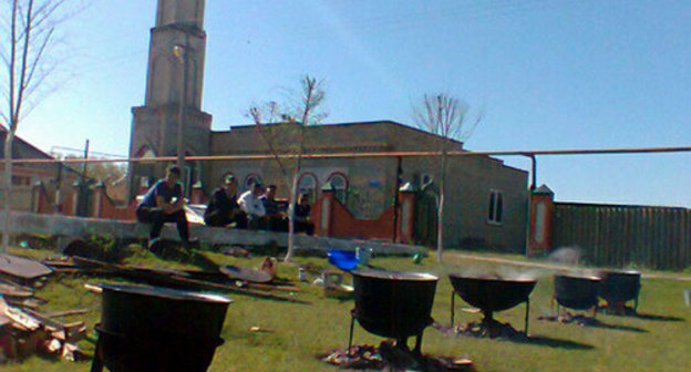 Mosque of Tukui-Mekteb aul (village), Stavropol Territory.  Photo: http://www.islamnews.ru