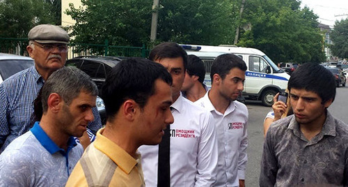 Activists of the movement "I'm President's Assistant". Makhachkala, July 3, 2014. Photo http://www.riadagestan.ru/