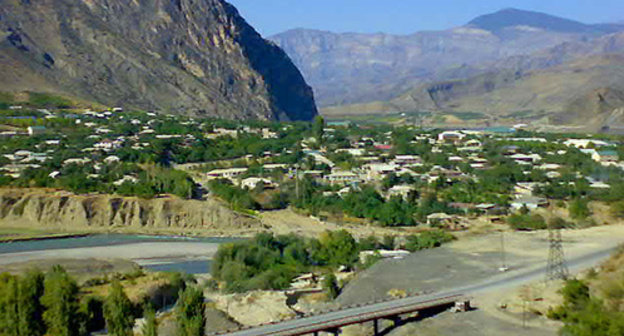 Maidanskoe village, Dagestan. Photo by Isa Aliev, http://odnoselchane.ru/?page=photos_of_category&sect1175&com=photogallery