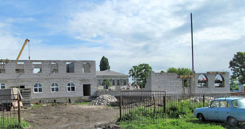 The village Psyzh, Abaza District of the KChR. Photo: Ministry of Regional Development, Construction and Housing and Communal Services of KChR http://mskchr.ru/