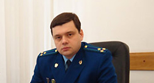 Public prosecutor Vladimir Vedernikov. http://www.mosproc.ru/m/rukovodstvo/zamestiteli-prokurora-g-moskvy/vedernykov-vladimir-viktorovich/