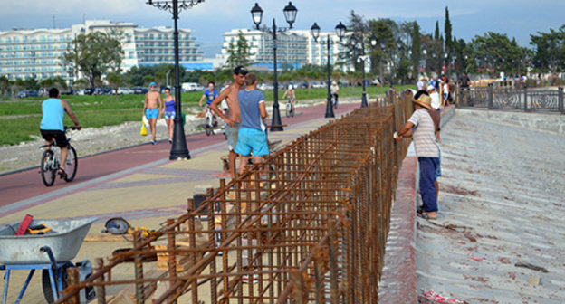 Coast reinforcement resumed on beaches of Imereti Lowland in Sochi. Photo by Svetlana Kravchenko for the ‘Caucasian Knot’.