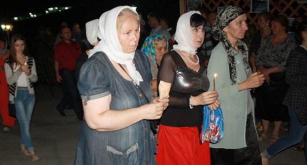 South Ossetia, Tskhinvali, night of August 7-8, 2014, sacred procession at the Temple of Nativity of the Blessed Virgin in commemoration of the 6th anniversary of the 2008 War. Photo by Maria Kotaeva for the ‘Caucasian Knot’. 