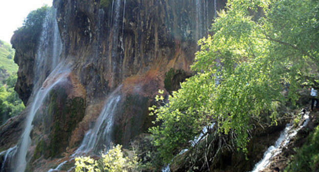 Gedmishkh Waterfall. Photo by Luisa Orazaeva for the ‘Caucasian Knot’. 