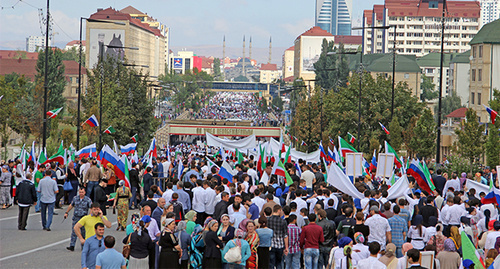 March in central streets of Grozny, September 6, 2014. Photo by Magomed Magomedov for the ‘Caucasian Knot’. 