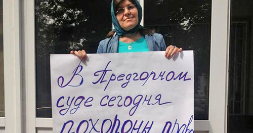 Kheda Saratova, a member of the Council for Civil Society Institutions and Human Rights at the head of the Chechen Republic. Stavropol Region, September 9, 2014. Photo courtesy of the relatives of the defendant