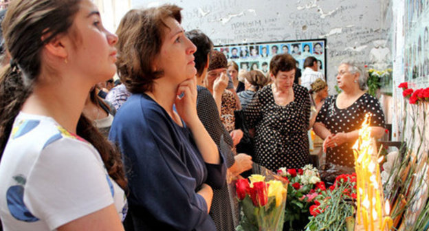 Mourning events dated for the 10th anniversary of the terror act at the Beslan school. North Ossetia - Alania, September 1, 2014. Photo by Emma Marzoeva for the "Caucasian Knot"