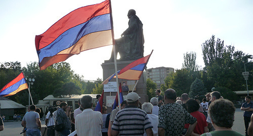 According to the data of "Amnesty International", in Armenia Shant Arutyunyan, the leader of the "Tsegakron" Party, together with the participants of the protest action held on November 5, 2013, and Volodya Avetisyan, a retired Colonel, are considered as political prisoners. Photo by Armine Martirosyan