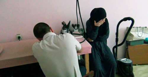 Sabina Abakarova during detention. Dagestan, summer 2013. Photo nac.gov.ru