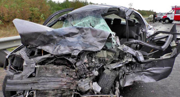 At the site of road accident, involving the car of Ibragim Lyanov, the head of the administration of the Djeirakh District of Ingushetia, October 27, 2014. Photo: Road Police Administration for the Northern Disctrict of the Russian Federation