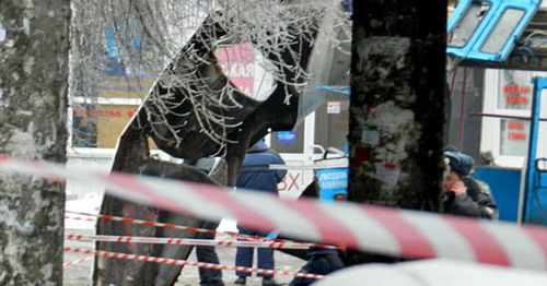 At the place of the terror act committed in a trolleybus, Volgograd, December 30, 2014. Photo by Tatiana Filimonova for the ‘Caucasian Knot’