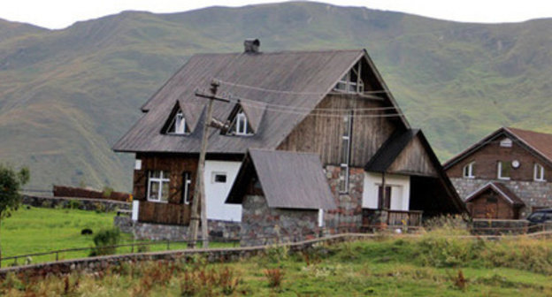 Georgian village. Photo by Magomed Magomedov for the "Caucasian Knot"