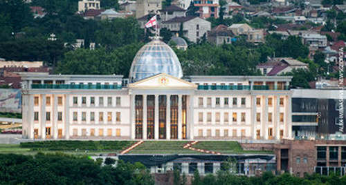 Presidential Administration of Georgia. Photo by Alexander Imedashvili, NEWSGEORGIA http://newsgeorgia.ru/politics/20141106/217112290.html