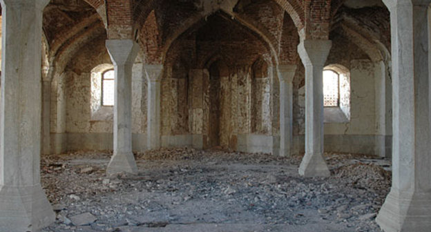 Nagorny Karabakh, the city of Shusha, inside of Govharagi mosque. Photo by the "Caucasian Knot"