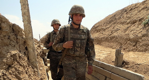 Soldiers of the Defence Army of the Nagorno-Karabakh Republic on the frontline. Photo by Alvard Grigoryan for the "Caucasian Knot"