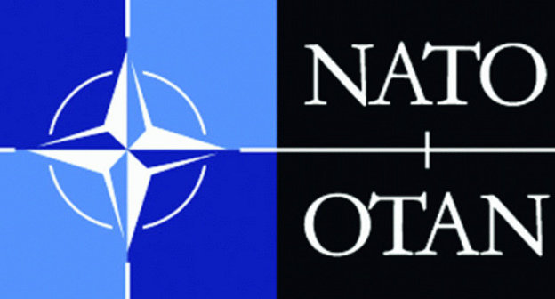 NATO logotype. Photo: http://www.nato.int/cps/ru/natohq/photos.htm