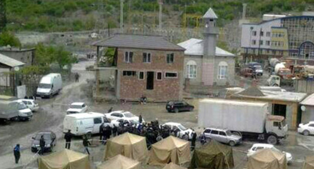 Headquaters of counterterrorist operation in the village of Gimry, Untsukul District of Dagestan. Photo: http://gimry.ucoz.com/