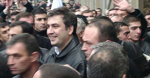 Mikhail Saakashvili (in the centre). Photo: Zaraza - Zaraza https://ru.wikipedia.org