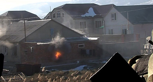 Direct hit at the window of the building. Photo: http://nac.gov.ru/files/4970.jpg