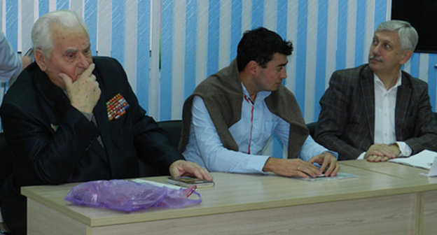 In Volgograd, NGO members discussed problems of interaction with authorities. Volgograd, December 20, 2014. Photo by Tatiana Filimonova for the ‘Caucasian Knot’. 