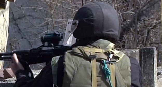 Suspected militant who wounded a policeman killed in the Sunzha District of Chechnya. Photo: http://nac.gov.ru/nakmessage/2014/12/26/v-sunzhenskom-raione-chechni-neitralizovan-bandit-obstrelyavshii-politseiskikh.html