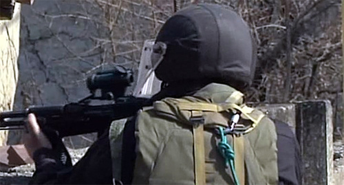 Suspected militant who wounded a policeman killed in the Sunzha District of Chechnya. Photo: http://nac.gov.ru/nakmessage/2014/12/26/v-sunzhenskom-raione-chechni-neitralizovan-bandit-obstrelyavshii-politseiskikh.html