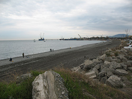 Sochi, the cargo port located near the mouth of Mzymtma River. December 6, 2009. Photo by the "Caucasian Knot"