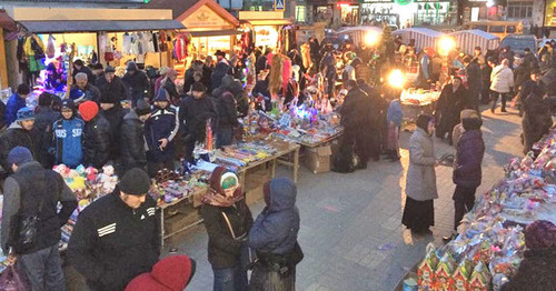Festal market in Makhachkala. December 31, 2014. Photo by Magomed Magomedov
