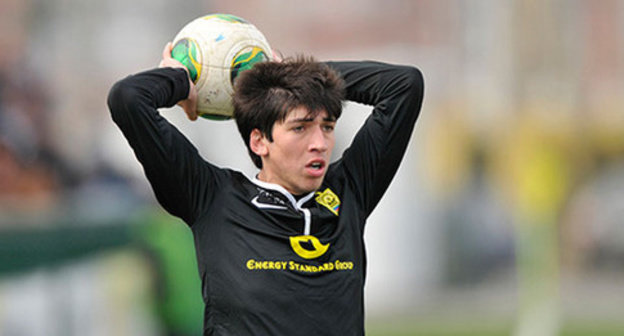 Gasan Magomedov. Anji football club, http://www.fc-anji.ru/. 