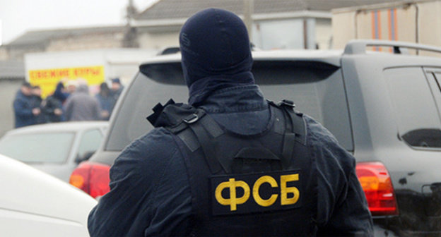 FSB officer. Photo: http://nac.gov.ru/nakmessage/2014/12/19/v-baksanskom-raione-kabardino-balkarii-neitralizovany-troe-boevikov-v-tom-chis.html