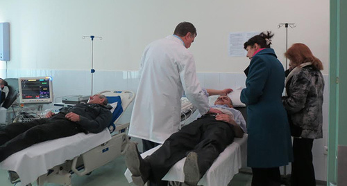 Physicians  are examining the supporter of the "Pre-Parliament" Mkhitar Avetisyan who was beaten up in Kashatag District. Stepanakert, Nagorno-Karabakh Republic, January 31, 2015. Photo by Alvard Grigoryan for the ‘Caucasian Knot’. 