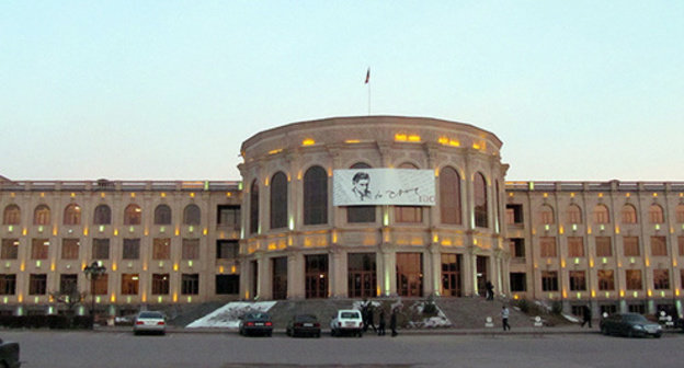 Central square in Gyumri, Armenia. Photo by Tigran Petrosya for the ‘Caucasian Knot’. 